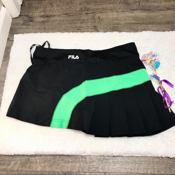 Fila Sport Tennis Skirt Women’s Short Size Large - Picture 7 of 13
